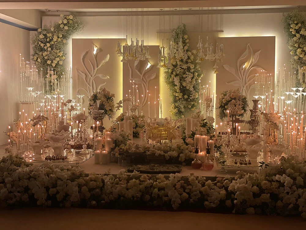Elegant Sofreh Aghd Setup at Espinas Hotel